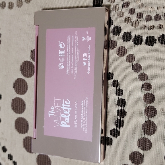 Ciate London The Velvet Palette - Picture 3 of 3